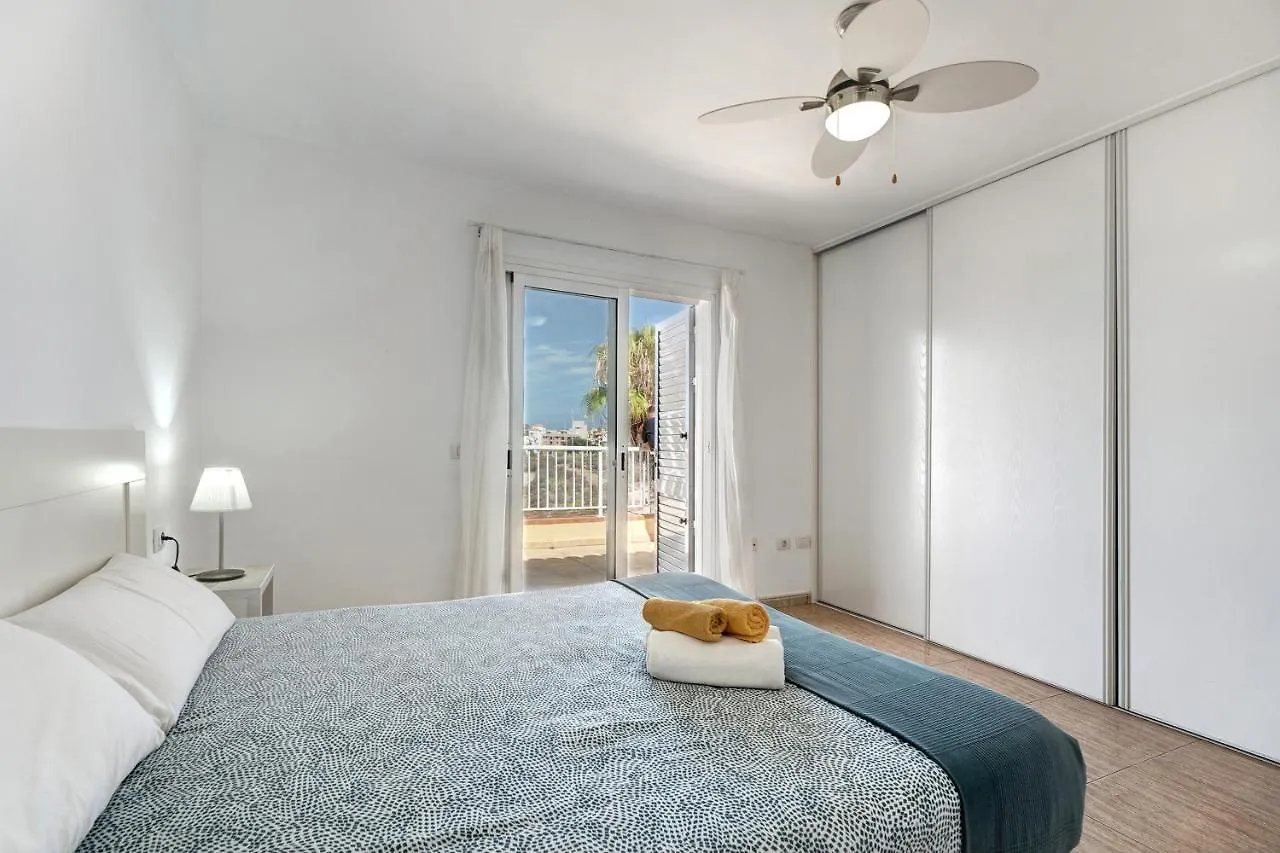 Bonito Apartamento Costa Silencio アロナ
